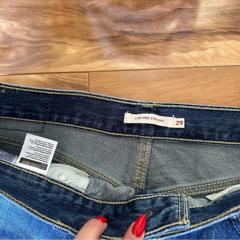 Levi’s Jeans - Picture 4 of 6